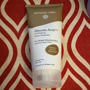 Botanic Tree Glycolic Acid Face Cleanser